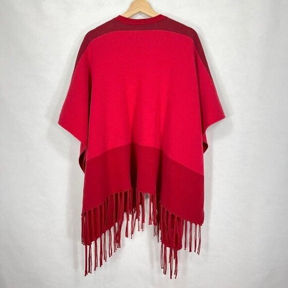 CAbi Firebrick Red Fringe Lightweight Cozy Poncho with Pockets P3115 M/L - Picture 5 of 9